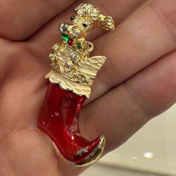 Gerry’s marked vintage christmas brooch - Picture 5 of 7